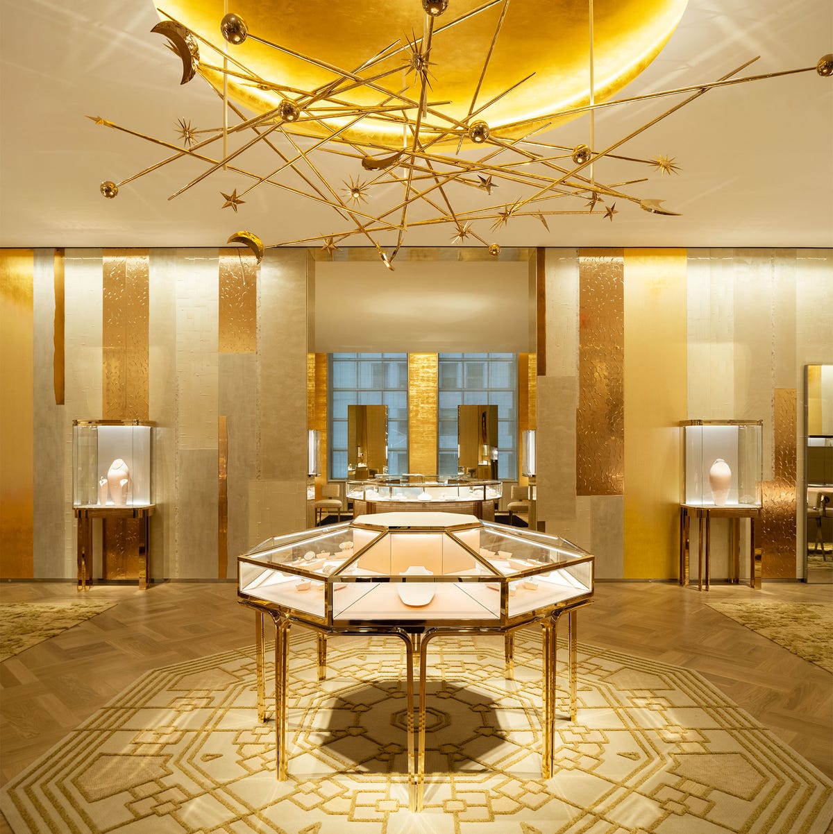 Tiffany's ﻿New York Flagship Receives a ﻿Lustrous Reinvention