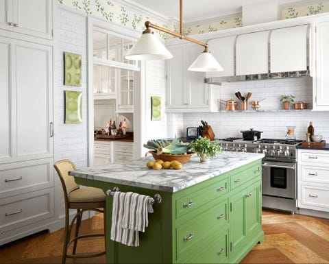 These 32 Examples Prove The Versatility Of Green Kitchen Cabinets