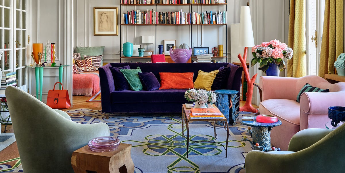 How an ELLE Decor Editor Styles Her Coffee Table