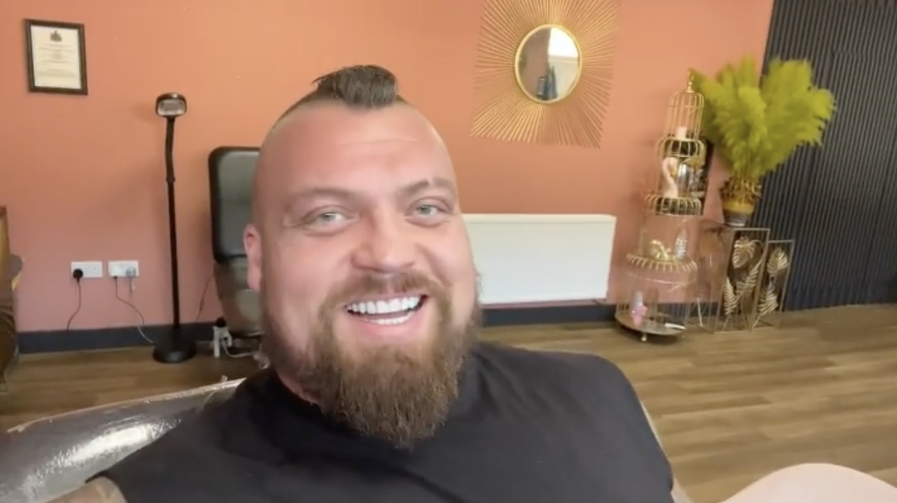 Strongman Eddie Hall Flashes Monstrous Pecs in Latest Bodybuilding Update