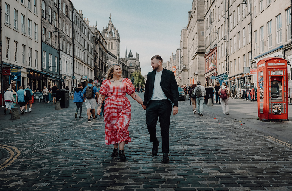 a bride and groom in edinburgh after they eloped in the city