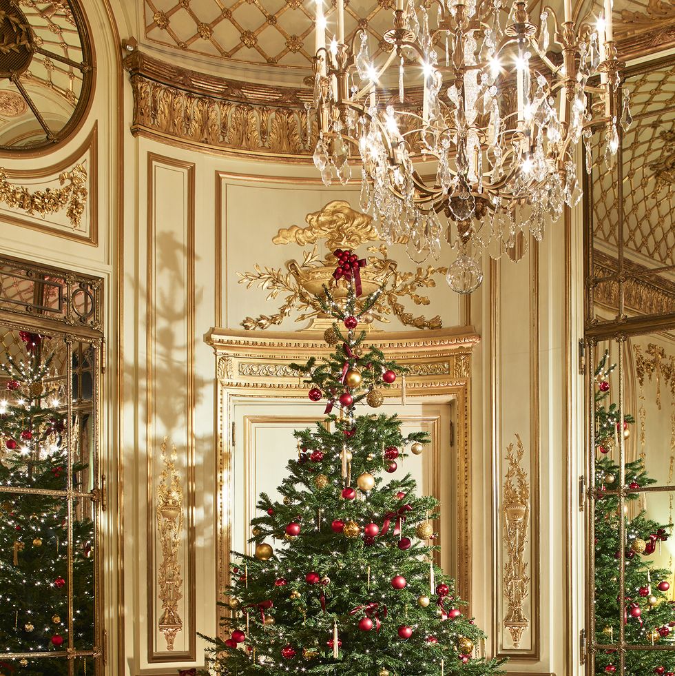 The 10 Most Dazzling Designer Christmas Trees at Luxury Hotels