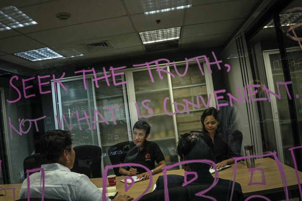 maria ressa, the editor and founder of philippine publication rappler, is seen meeting with her lawyers in the rappler headquarters in manila, philippines since president rodrigo duterte took office in the philippines, rappler has investigated duterte’s extrajudicial killing campaign against drug dealers, and has documented the spread of government disinformation on facebook the duterte administration has filed several cases against ressa, who has posted bail 8 times, and has been arrested twice