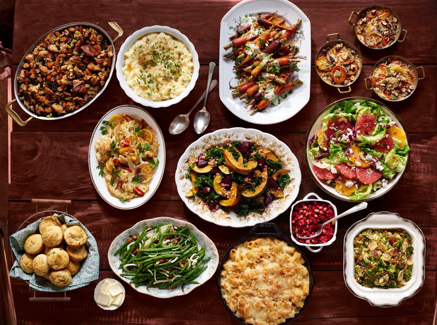 2023 Thanksgiving Dinner Ideas - Food and Decor Tips for