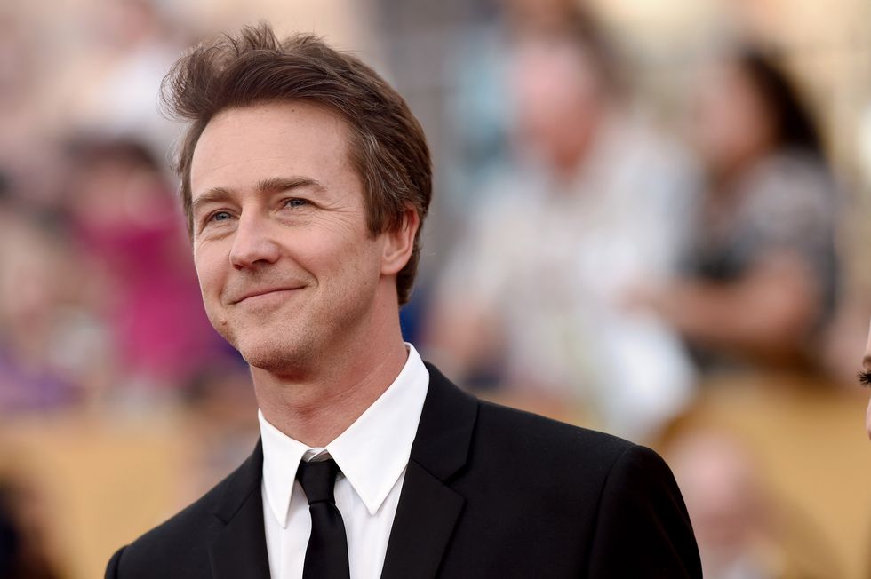 los angeles, ca   january 25  actor edward norton arrives at the 21st annual screen actors guild awards at the shrine auditorium on january 25, 2015 in los angeles, california  photo by axellebauer griffinfilmmagic