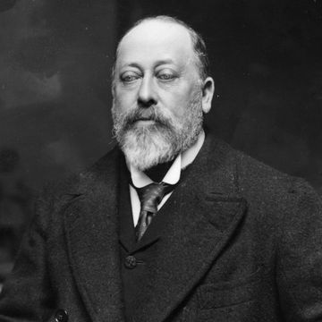 Edward VIIcirca 1901: Edward VII, (1841 - 1910), eldest son of Queen Victoria and Prince Albert, King of Great Britain from 1901, at Sandringham. (Photo by Ernest H. Mills/Getty Images)