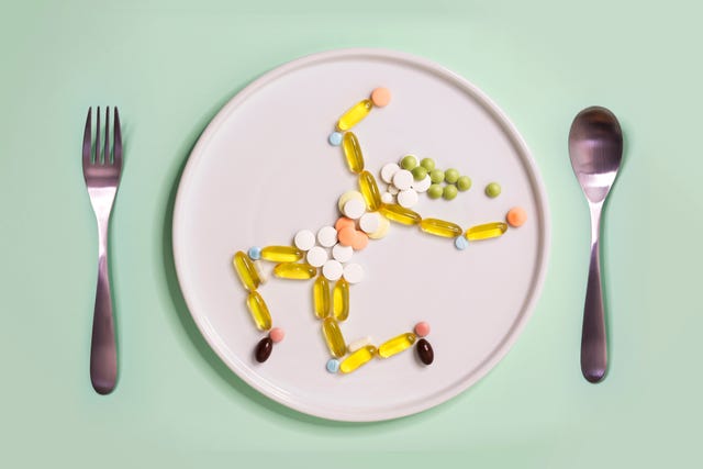 vitaminepillen op een bord