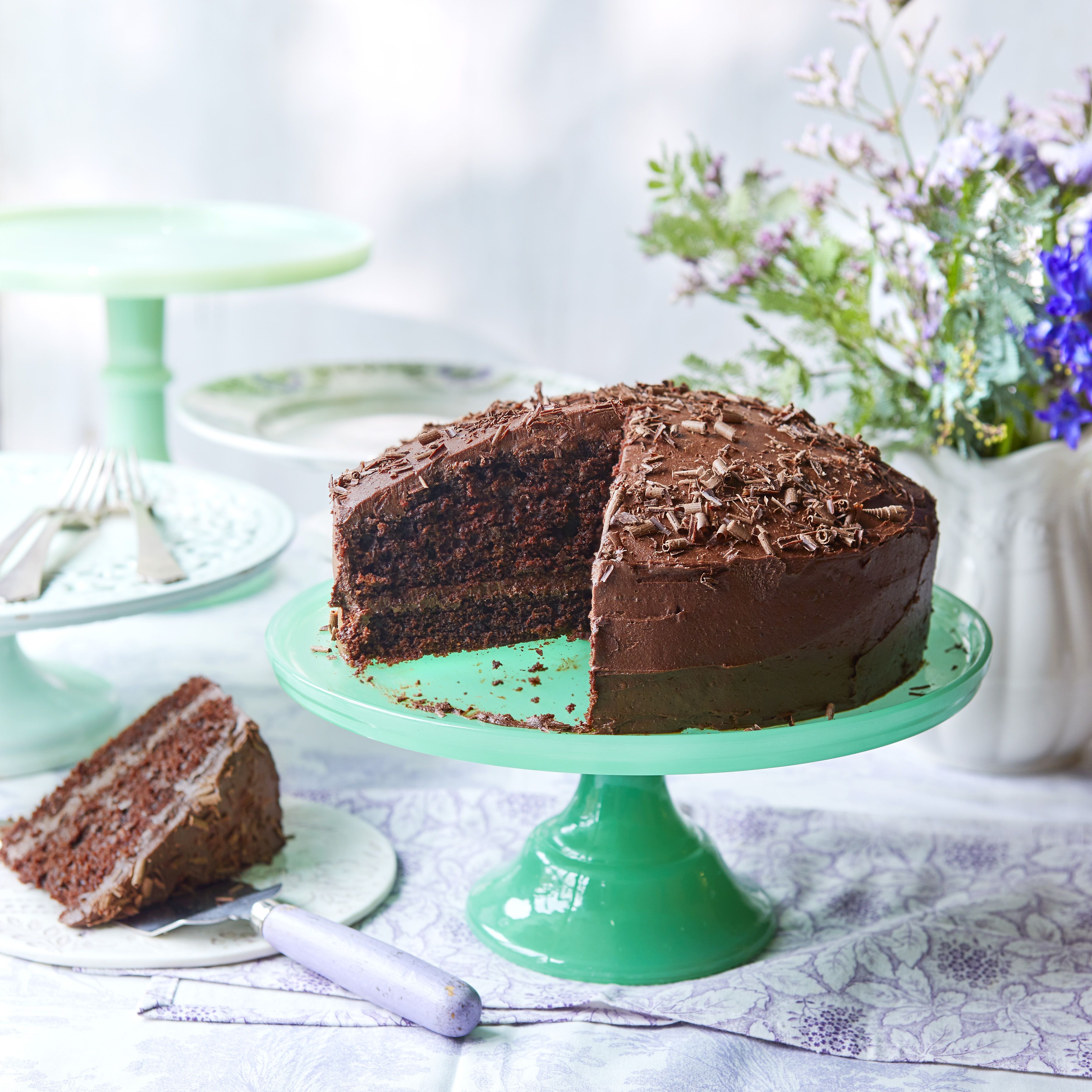 Gluten, Egg, and Dairy-Free Chocolate Cake | MOMables