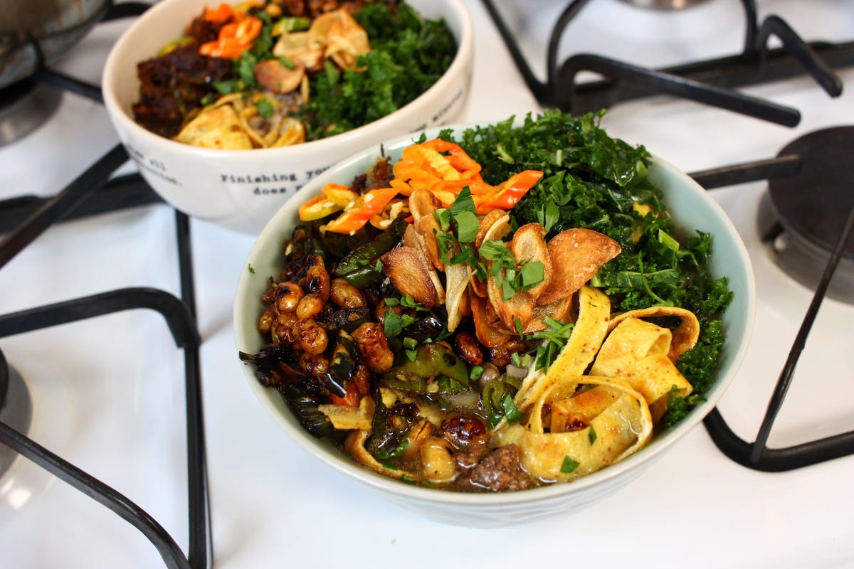 preview for Here's How To Cook 9 Low-Carb Meals For Under $25