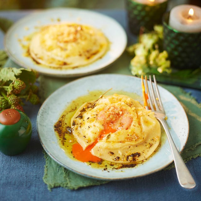egg yolk ravioli