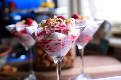 raspberry fool eggless dessert recipe