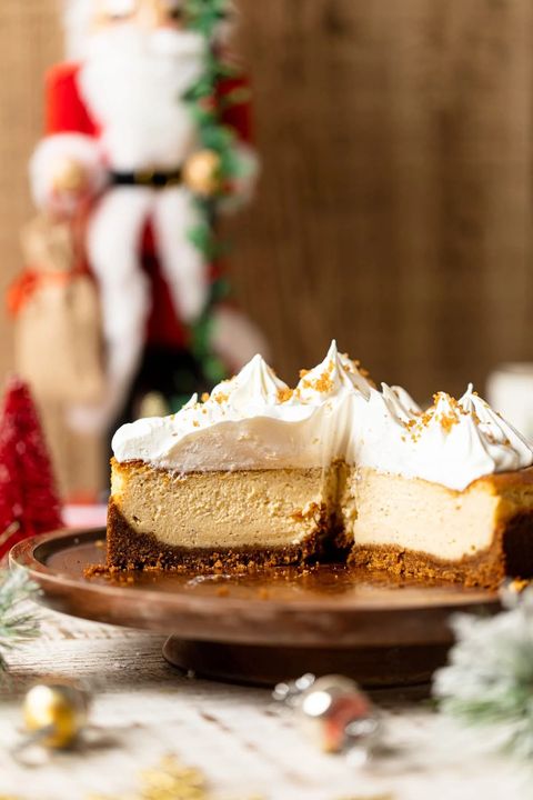 eggnog cheesecake with snickerdoodle crust