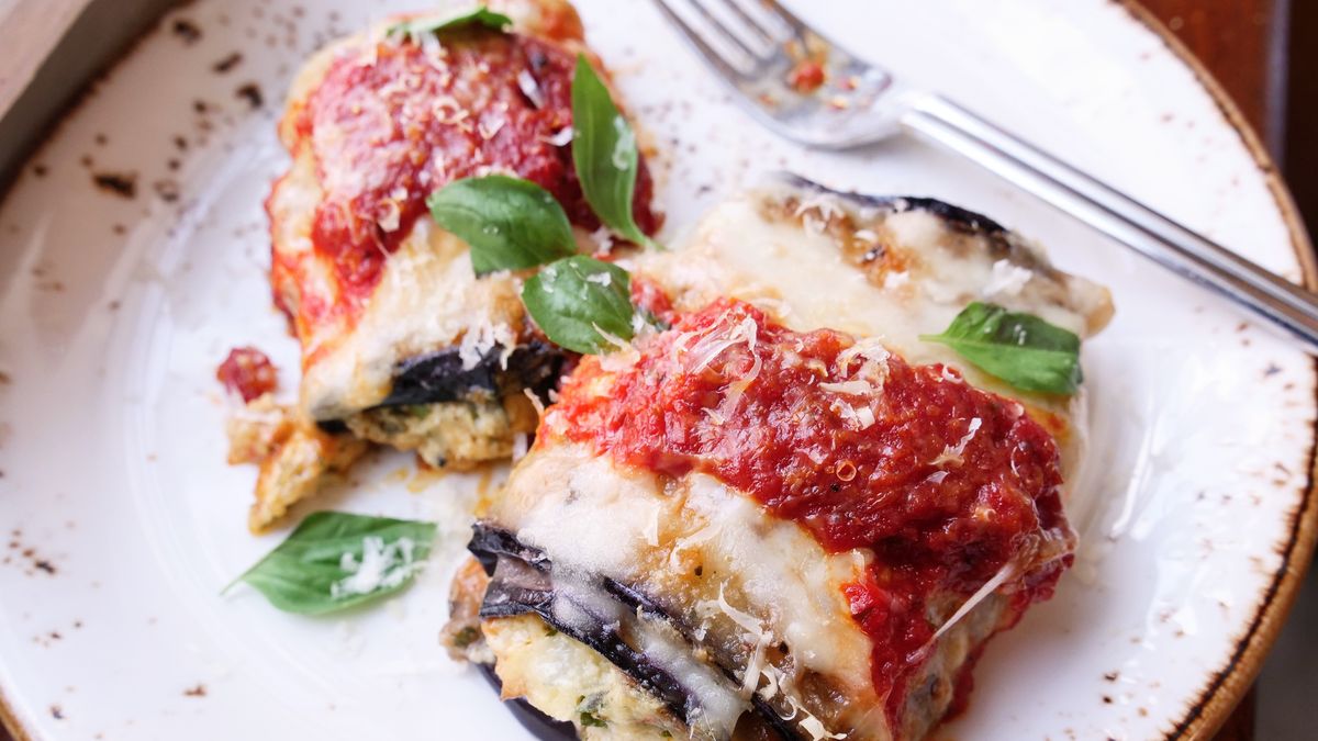 preview for Fans Of Eggplant Parm, Say Hello To Eggplant Rollatini