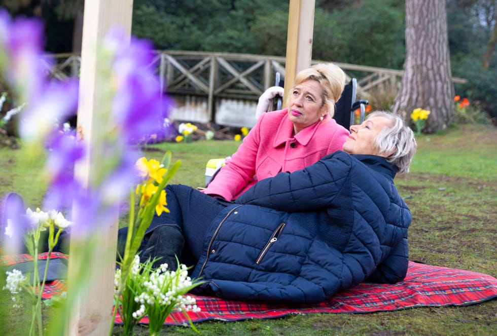 eileen grimshaw, julie carp, coronation street