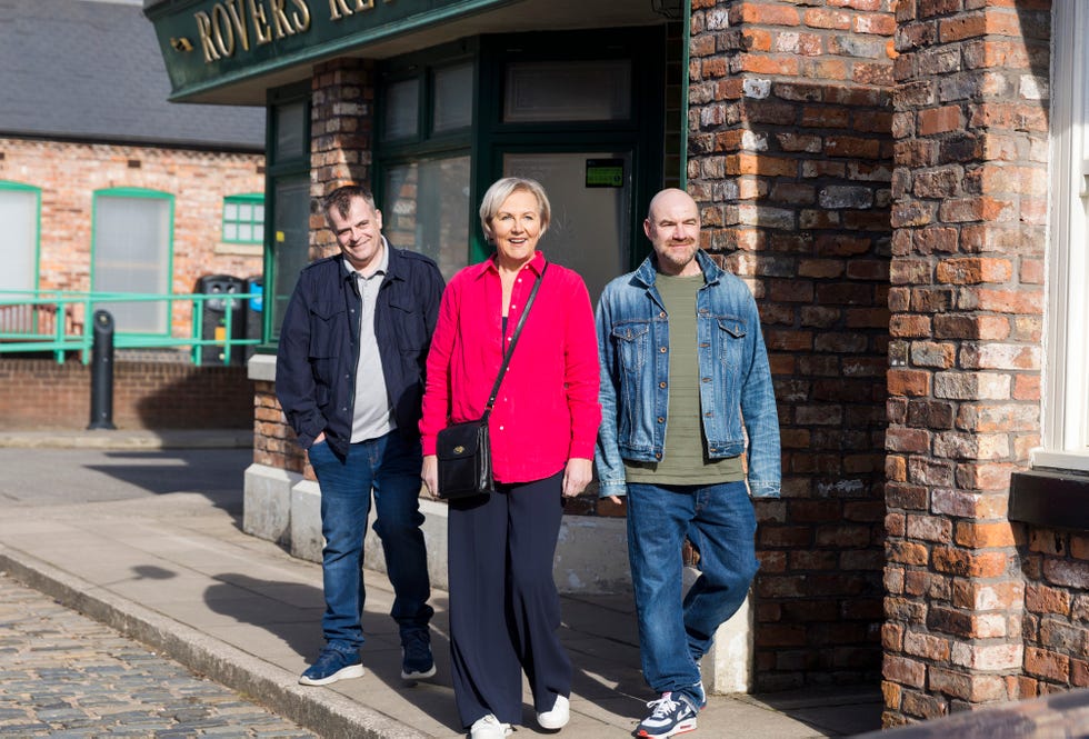 eileen grimshaw, steve mcdonald, tim metcalfe, coronation street
