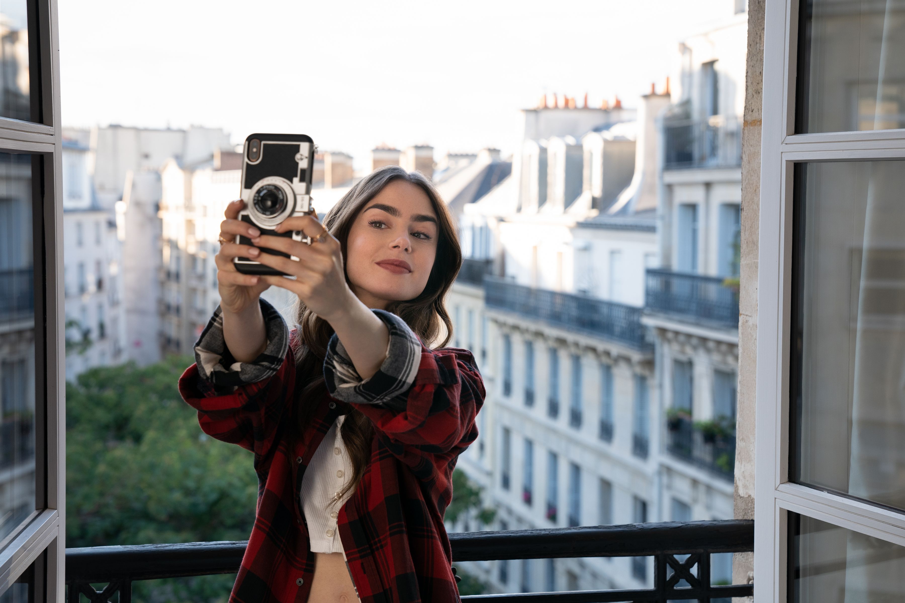 Emily in Paris' Season 2: News, Premiere Date, Cast, Spoilers, Episodes