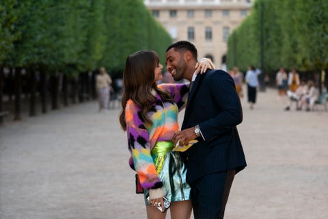 emily in paris l to r lily collins as emily, lucien laviscount as alfie in episode 301 of emily in paris cr stéphanie branchunetflix © 2022