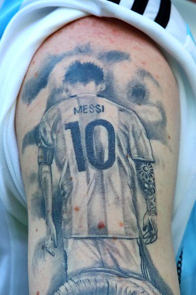 Messi 10  Camiseta de messi, Tatuajes de leo messi, Fotos de messi
