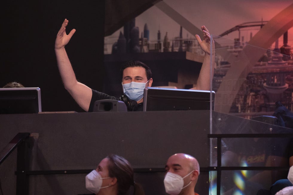 valdi, el encargado del sonido de el hormiguero