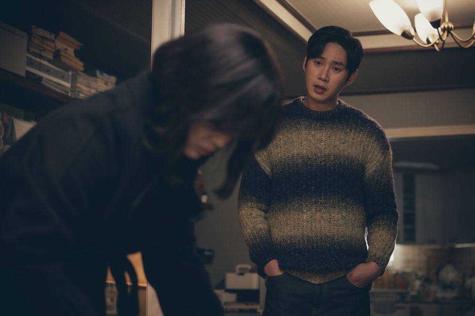 La serie coreana que arrasa ahora en Netflix es un 'thriller' adictivo muy diferente a todo lo que has visto