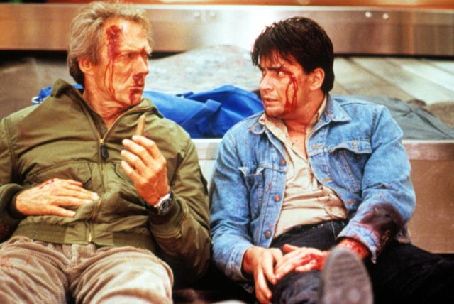 'el principiante' 1990, con clint eastwood y charlie sheen