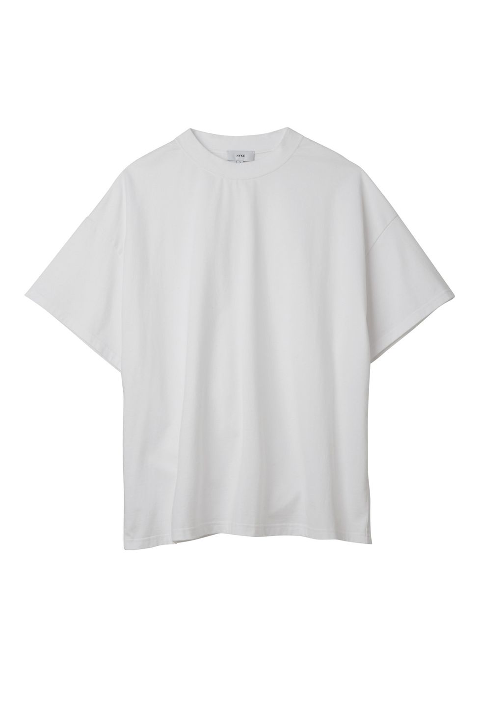White, Clothing, T-shirt, Sleeve, Top, Crop top, Blouse, Outerwear, Neck, Shirt, 