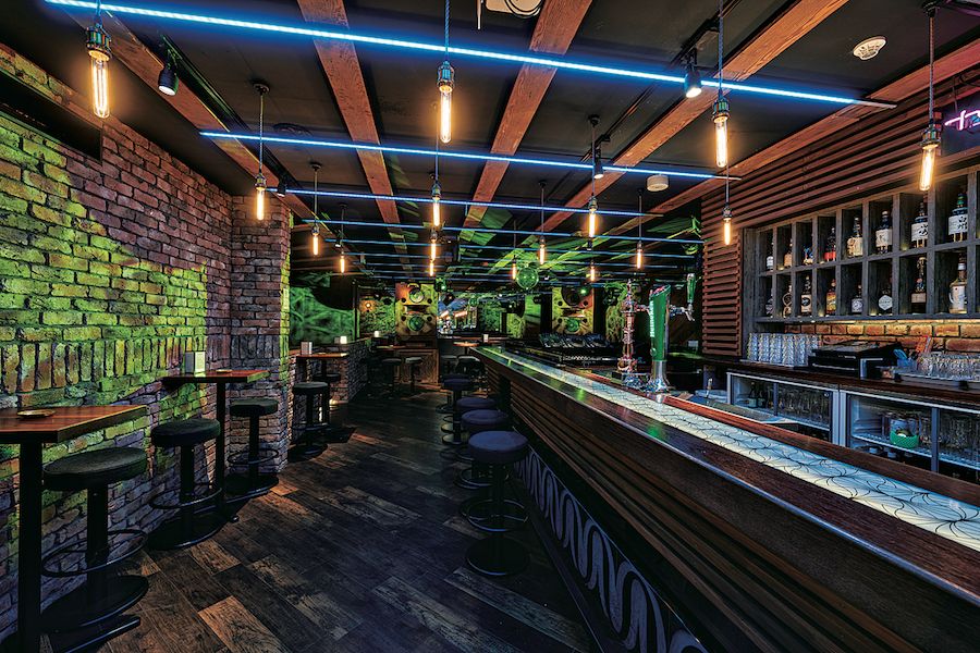 DJバー ハート (新宿) / DJ BAR HEART Shinjuku DJバー ハート (新宿) / DJ BAR HEART Shinjuku