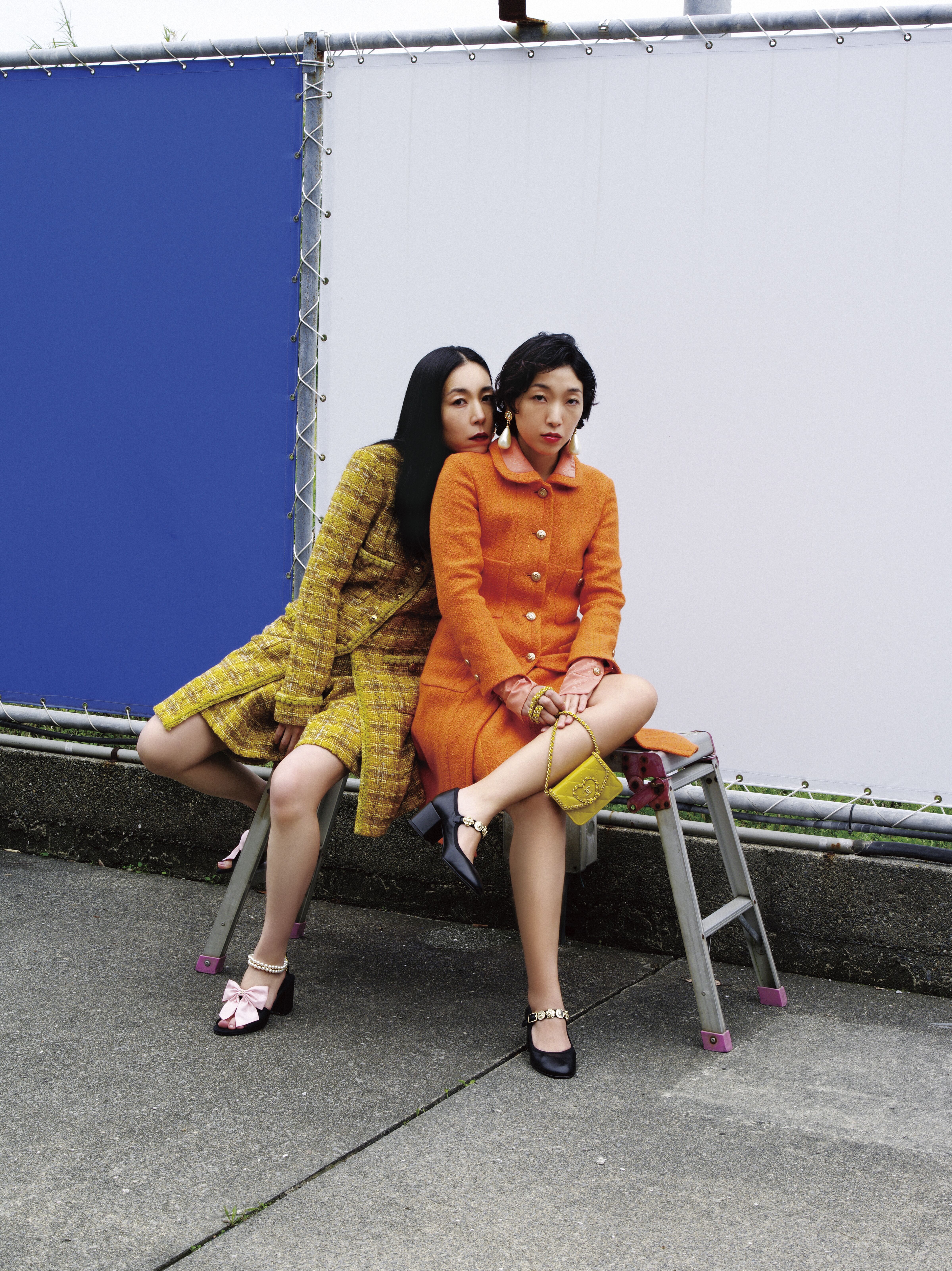安藤サクラ＆桃子姉妹が表現する、「シャネル」メティエダール コレクションの魅力