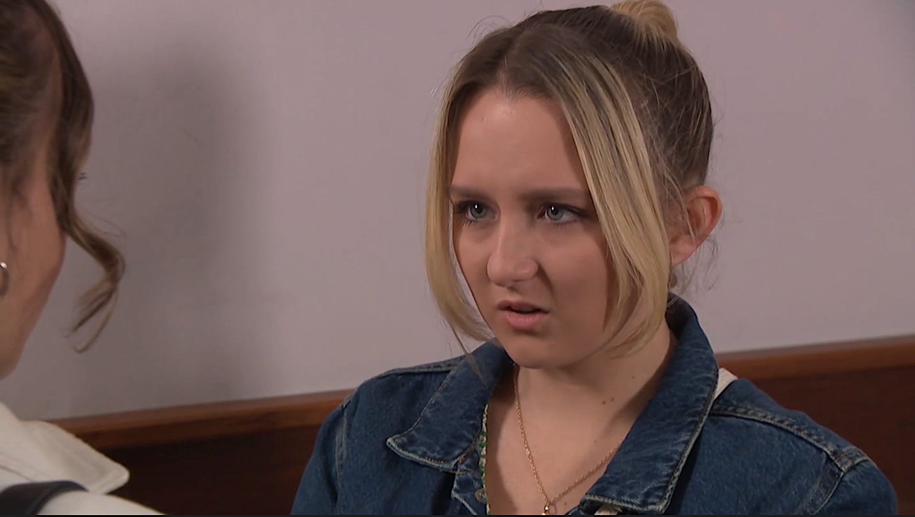 Hollyoaks spoilers - tribute to dead character in Leah Barnes exit