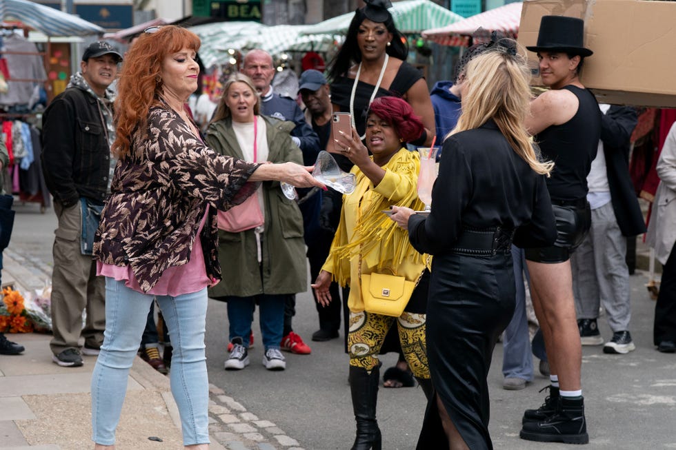 elaine knight, kim fox, cindy beale, eastenders