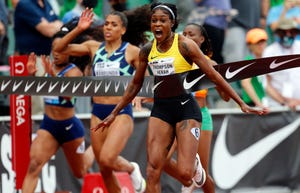 elaine thompson cruza la meta del prefontaine classic con la segunda mejor marca de todos los tiempos