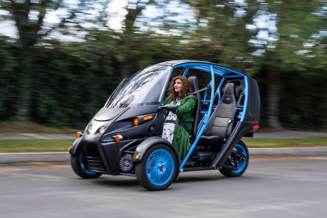 EV Startup Arcimoto Wants Us All Driving Three-Wheelers