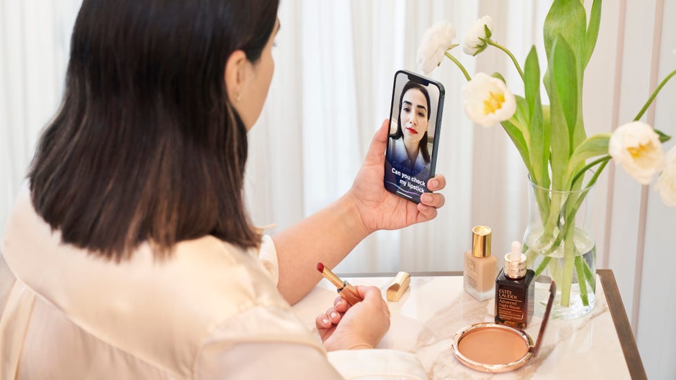 estee lauder voice activated makeup assistant