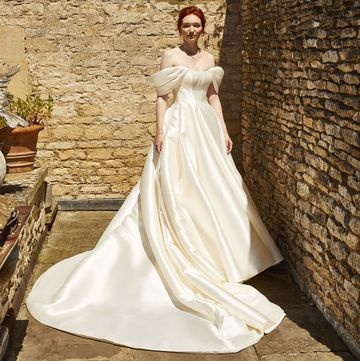 eleanor tomlinson wedding dress