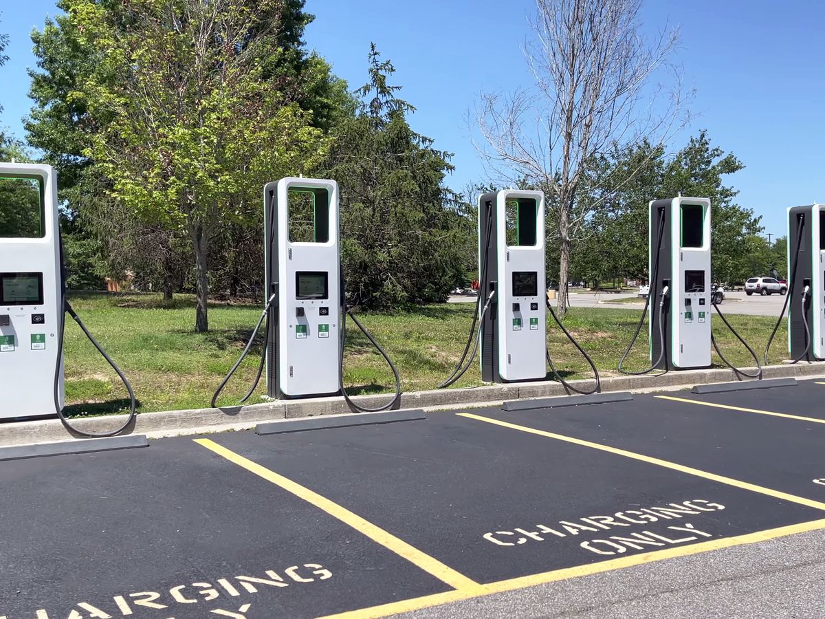 DOT Will Pay States to Build Out a Massive EV Charging Network