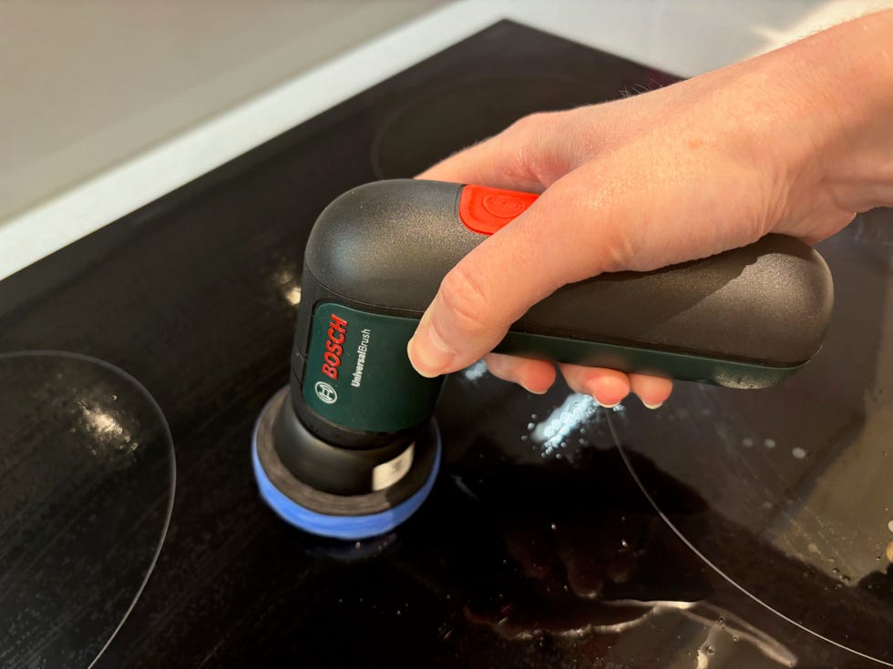 electric cleaning brush