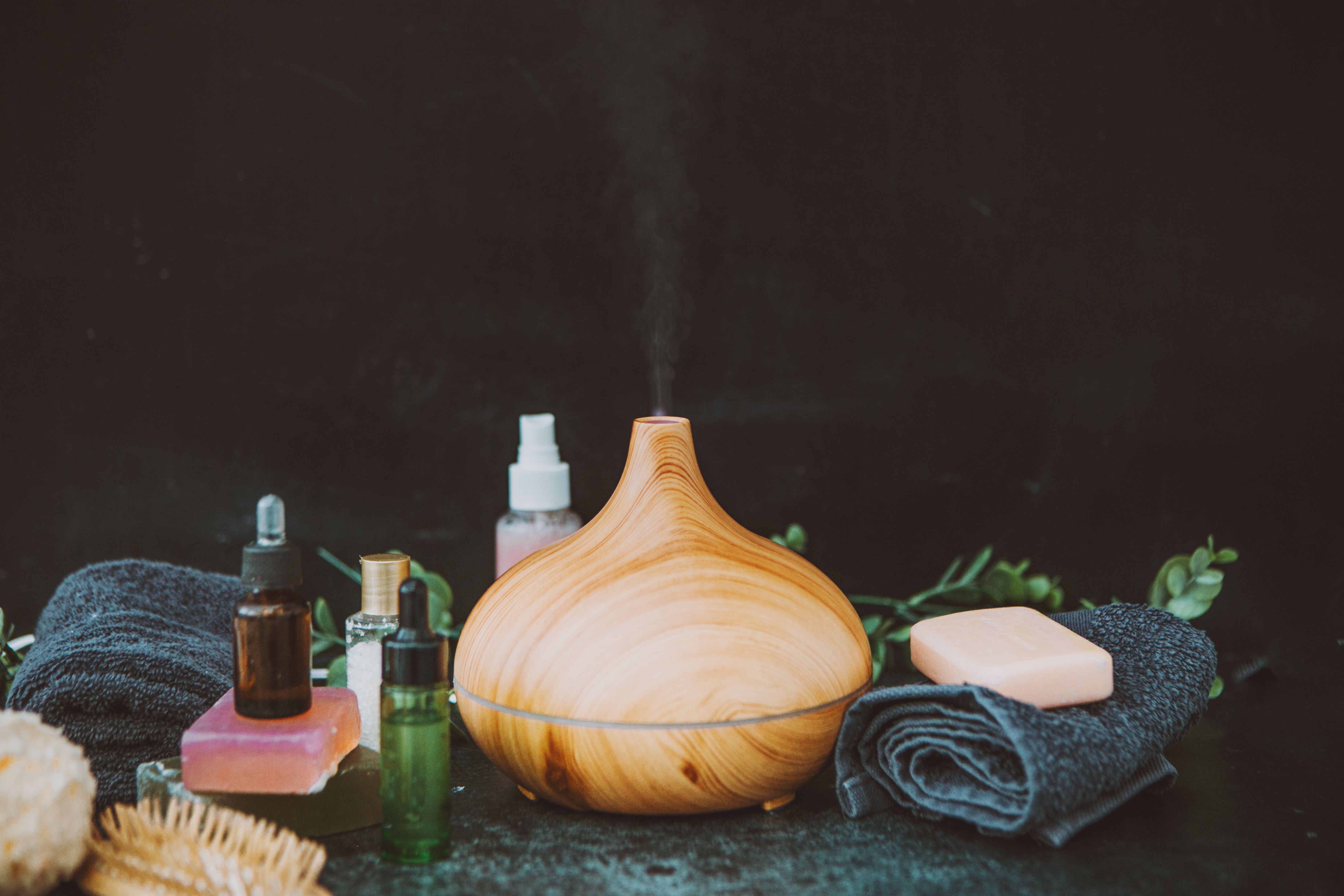 Qué es y cómo se usa un difusor de aroma - La Casa de los Aromas