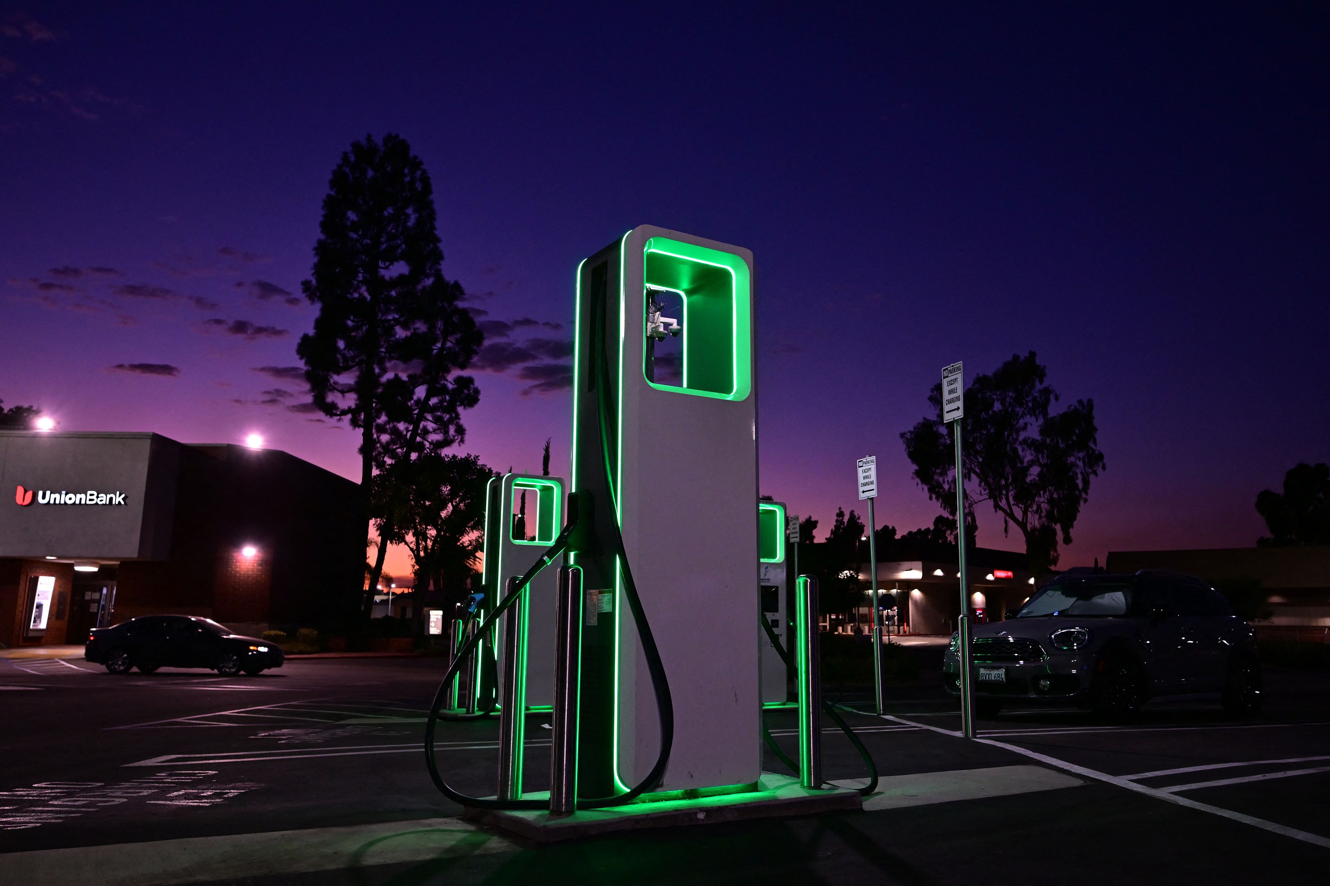 Charging stations deals nearby