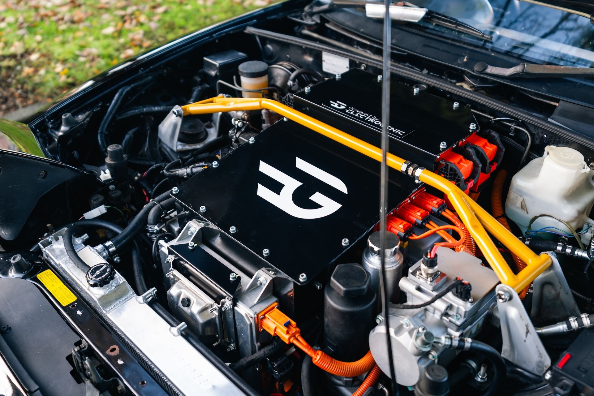 Mazda mx5 electric conversion discount