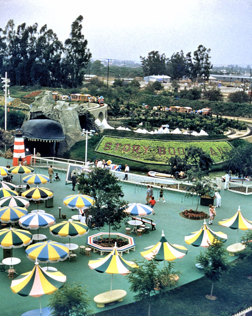 13 Nostalgic Photos of Vintage Amusement Parks
