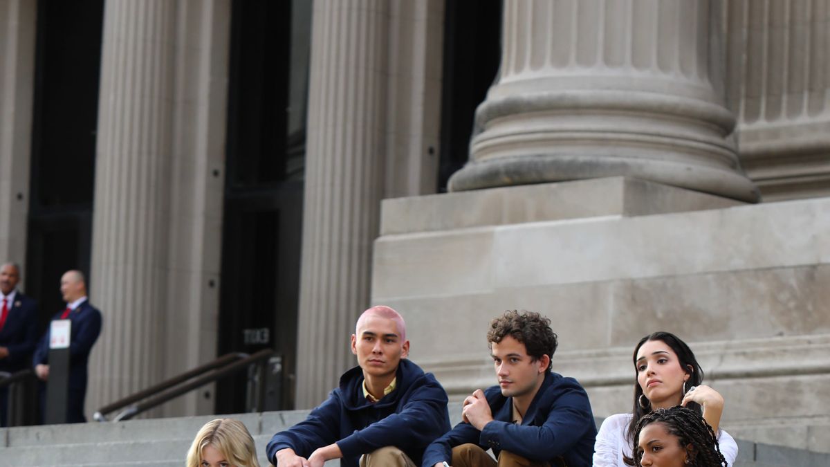 preview for Everything to Know About the "Gossip Girl" Reboot