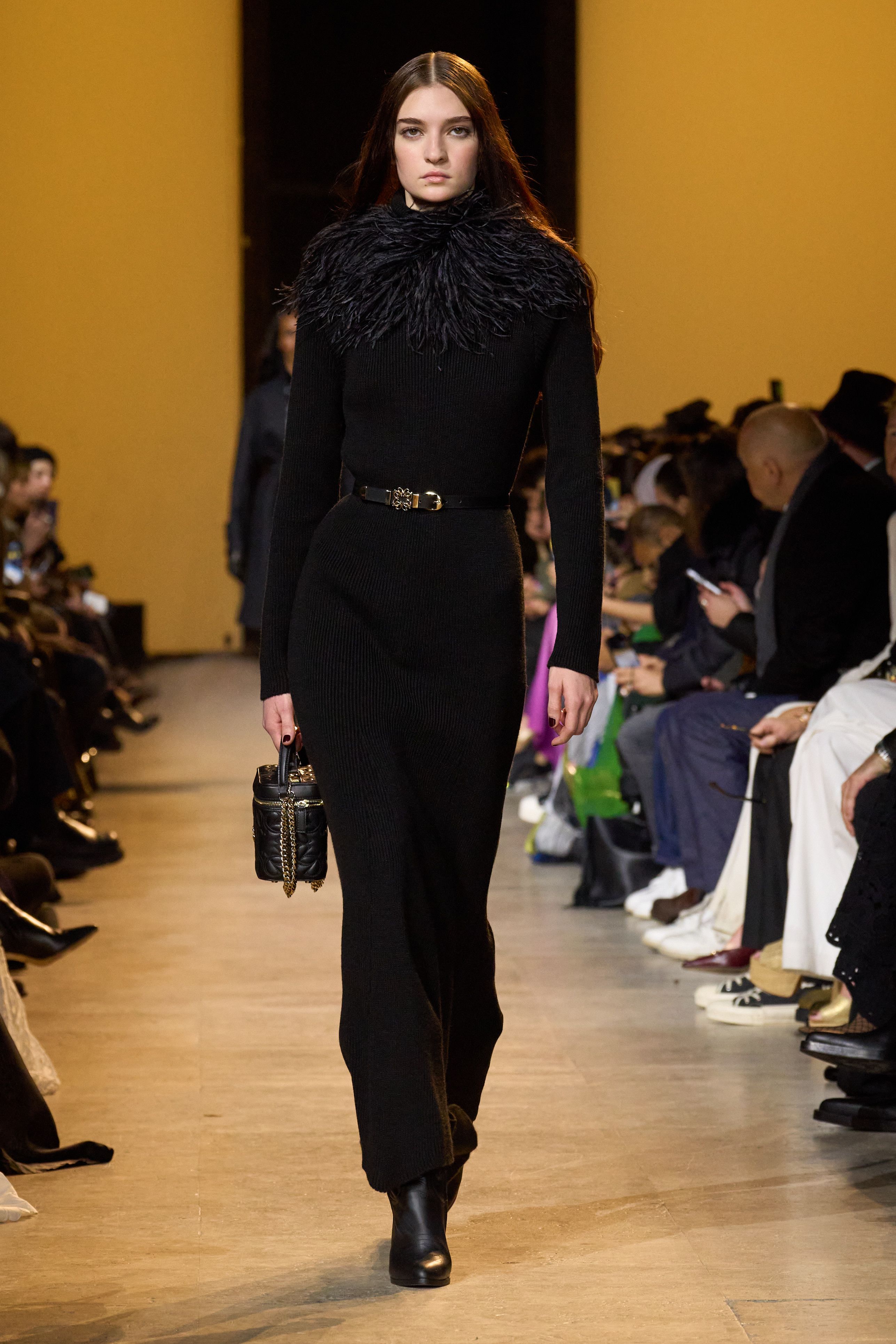エリー サーブ（ELIE SAAB） 2024-25秋冬コレクション