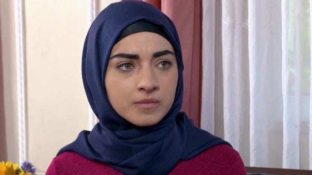 jülide notó como emirhan ha cambiado desde que tiene contacto con tufa