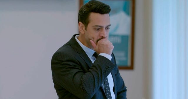 safak se entera de que emirhan robó las preguntas del examen