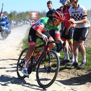 2nd Paris-Roubaix 2022 - Women's Elite 2nd paris roubaix 2022 women's elite