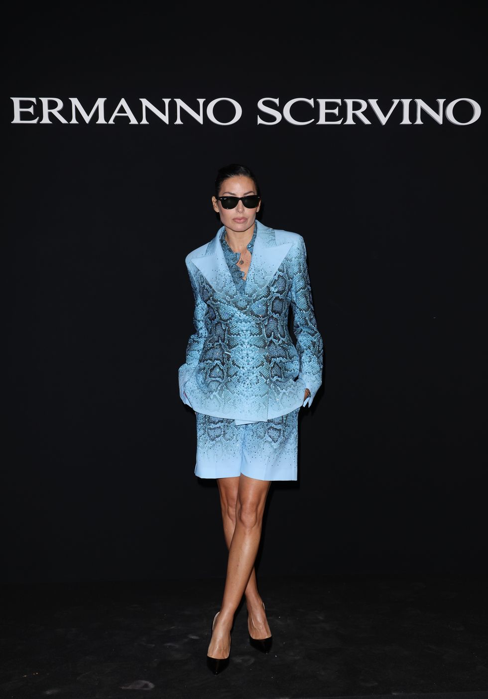 il tailleur di elisabetta gregoraci per la moda primavera 2024