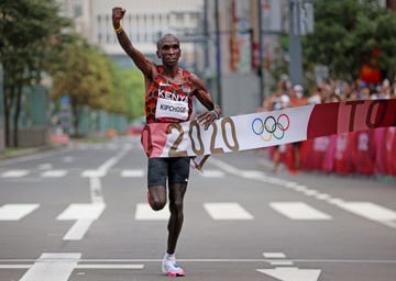 El atleta keniano Eliud Kipchoge ha confesado que cuando se retire del maratón y le gustaría correr más allá de los 42 kilómetros.