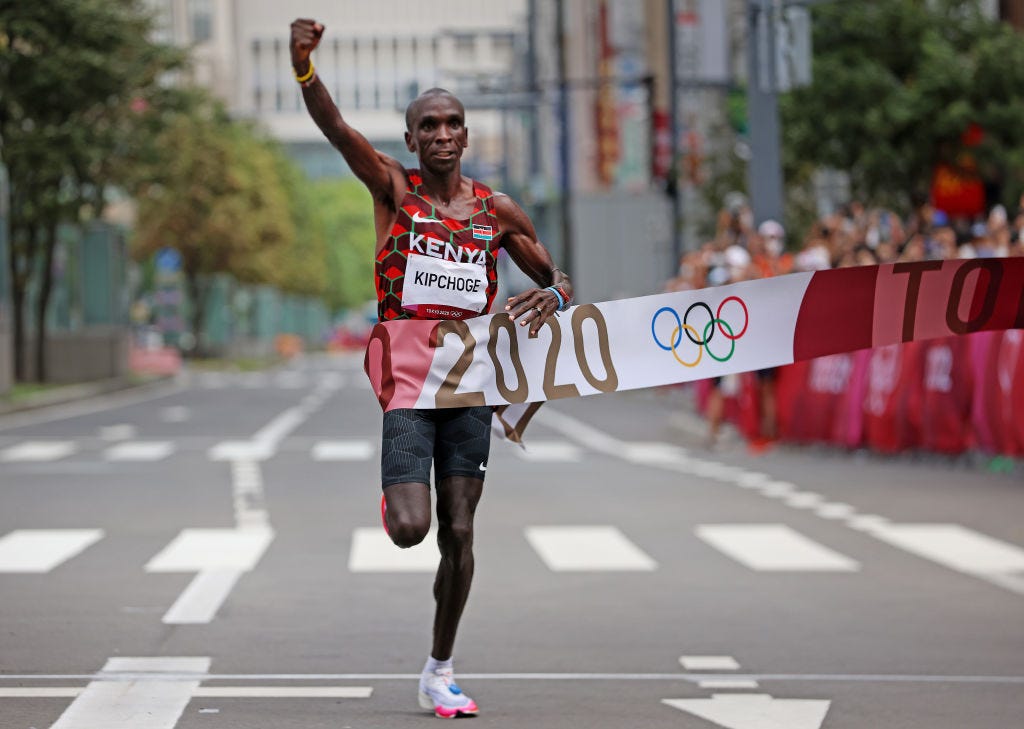 preview for Eliud Kipchoge: "Si no fuera atleta, me habría gustado ser tenista"