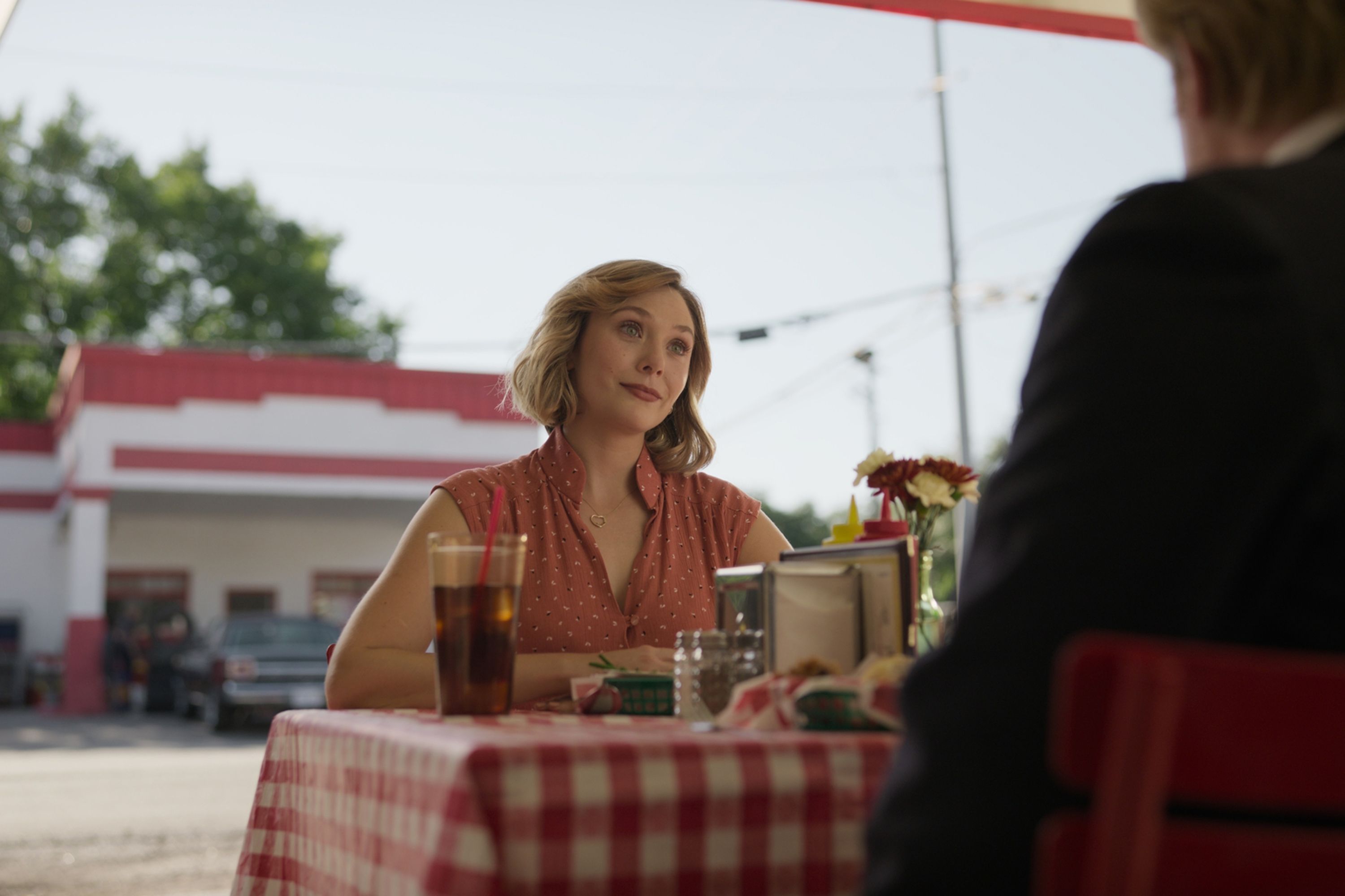 Love and Death' Review: Elizabeth Olsen's Rote True Crime Drama Is