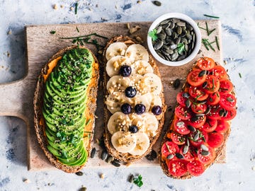 vegan veganistisch brood banaan tomaat avocado